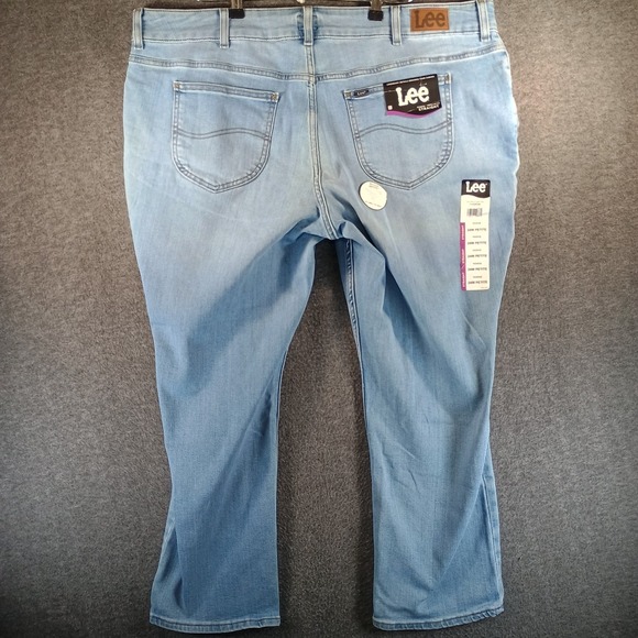 Lee Plus Midrise Relaxed Fit Straight Leg Jean Womens 24W Petite Light Wash Mom - Picture 6 of 15